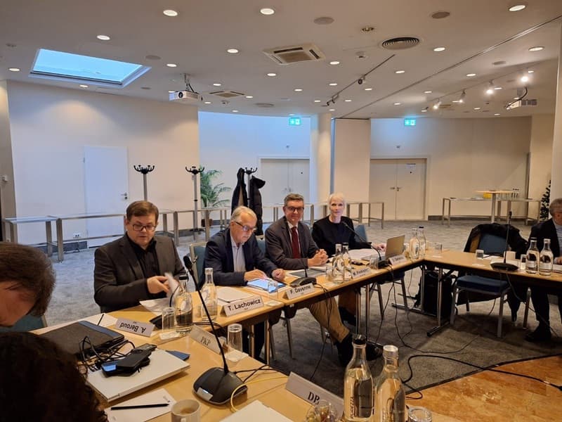 1765297798710_-_copie